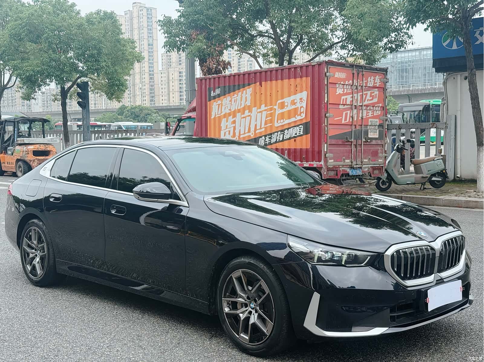 BMW 5 Series, 2024 1