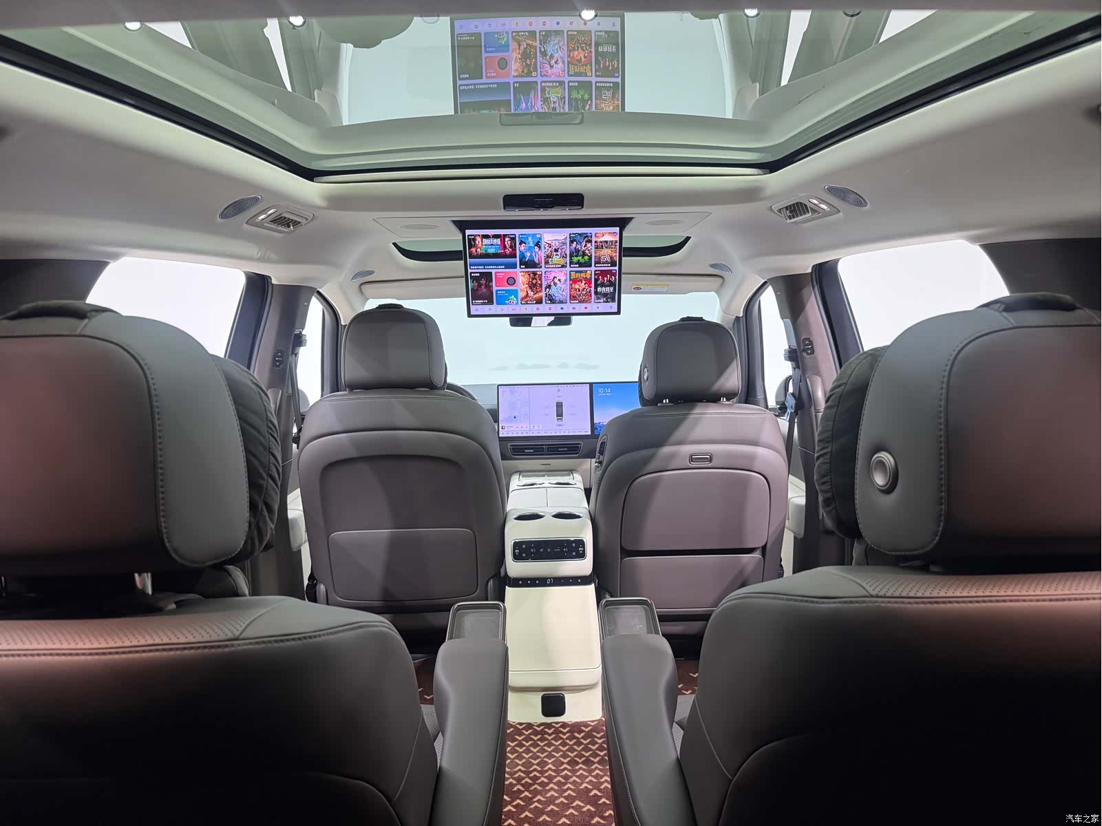 Li Auto MEGA, 2024 10