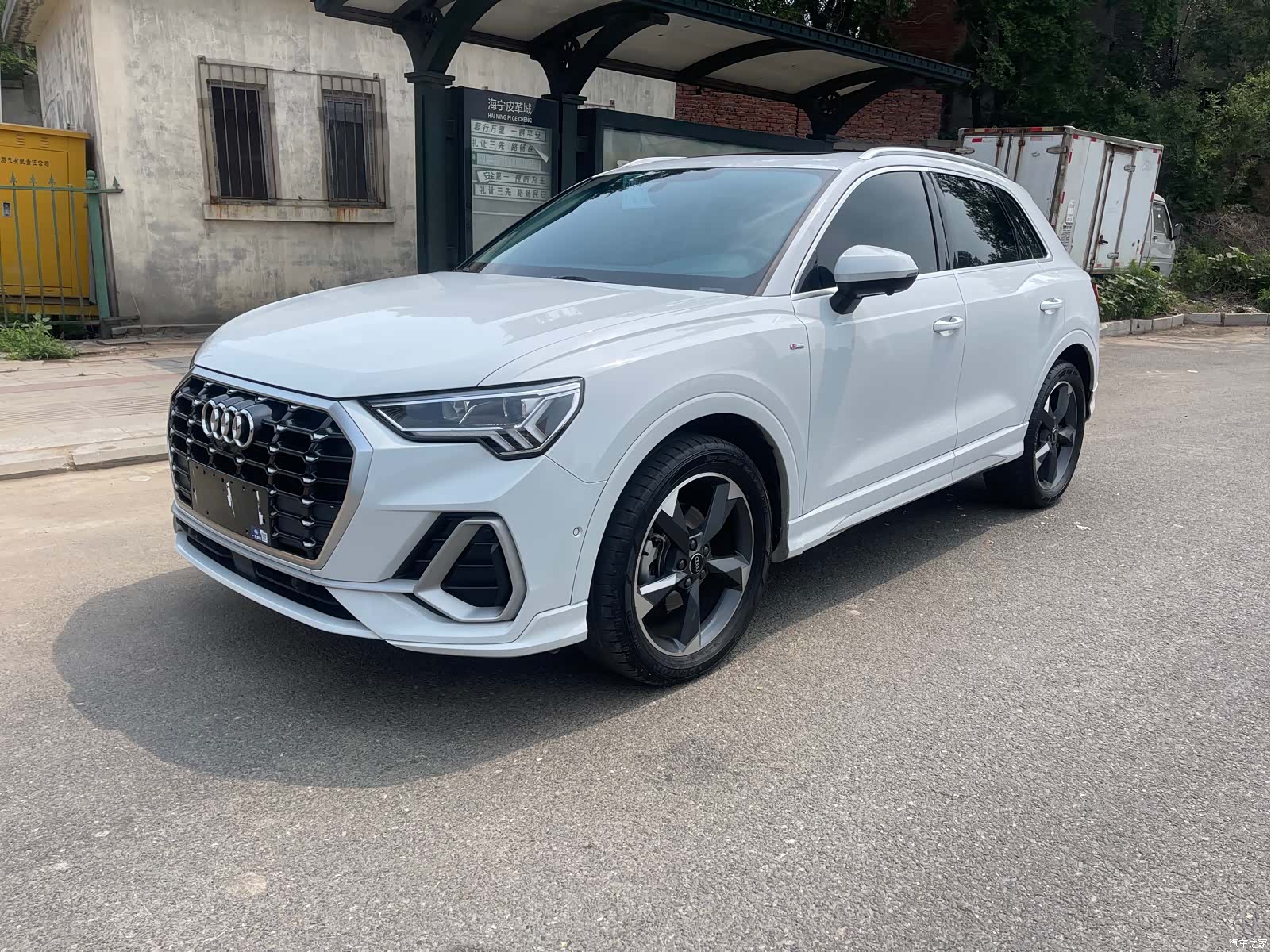 Audi Q3, 2022 2