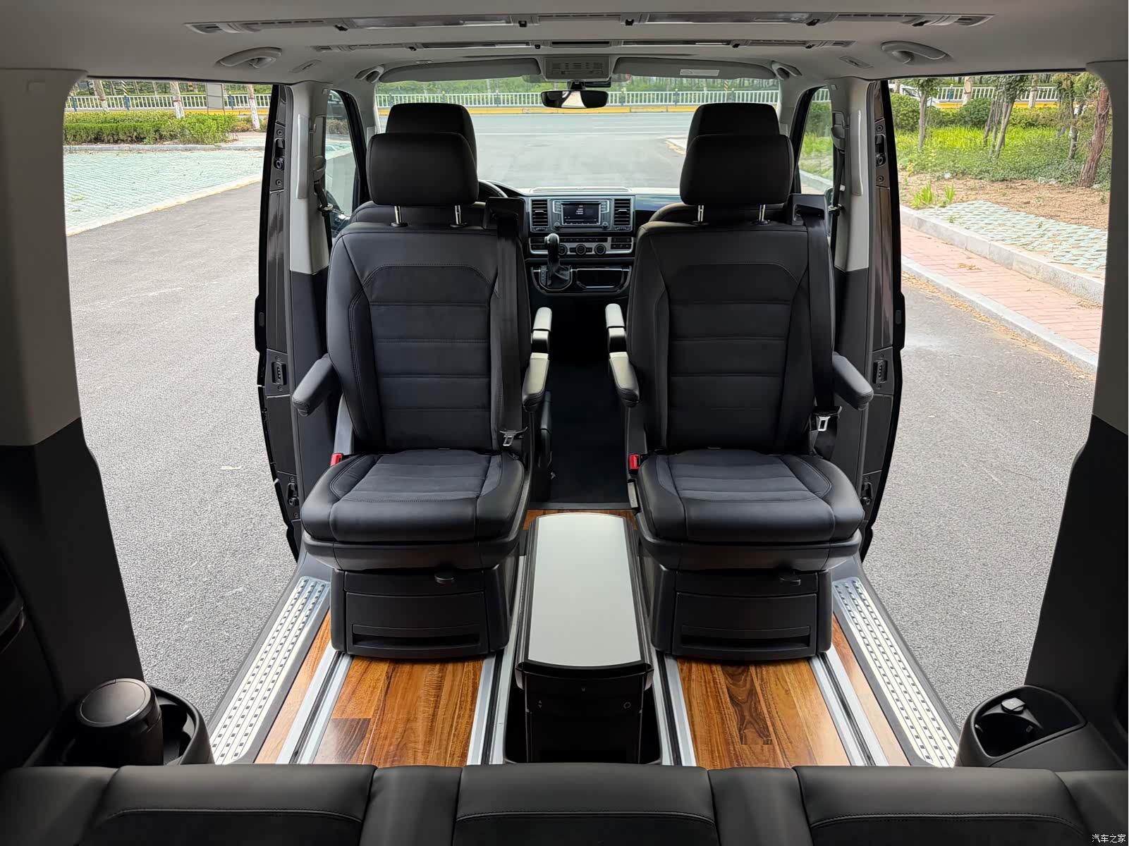 Volkswagen 7, 2017 16