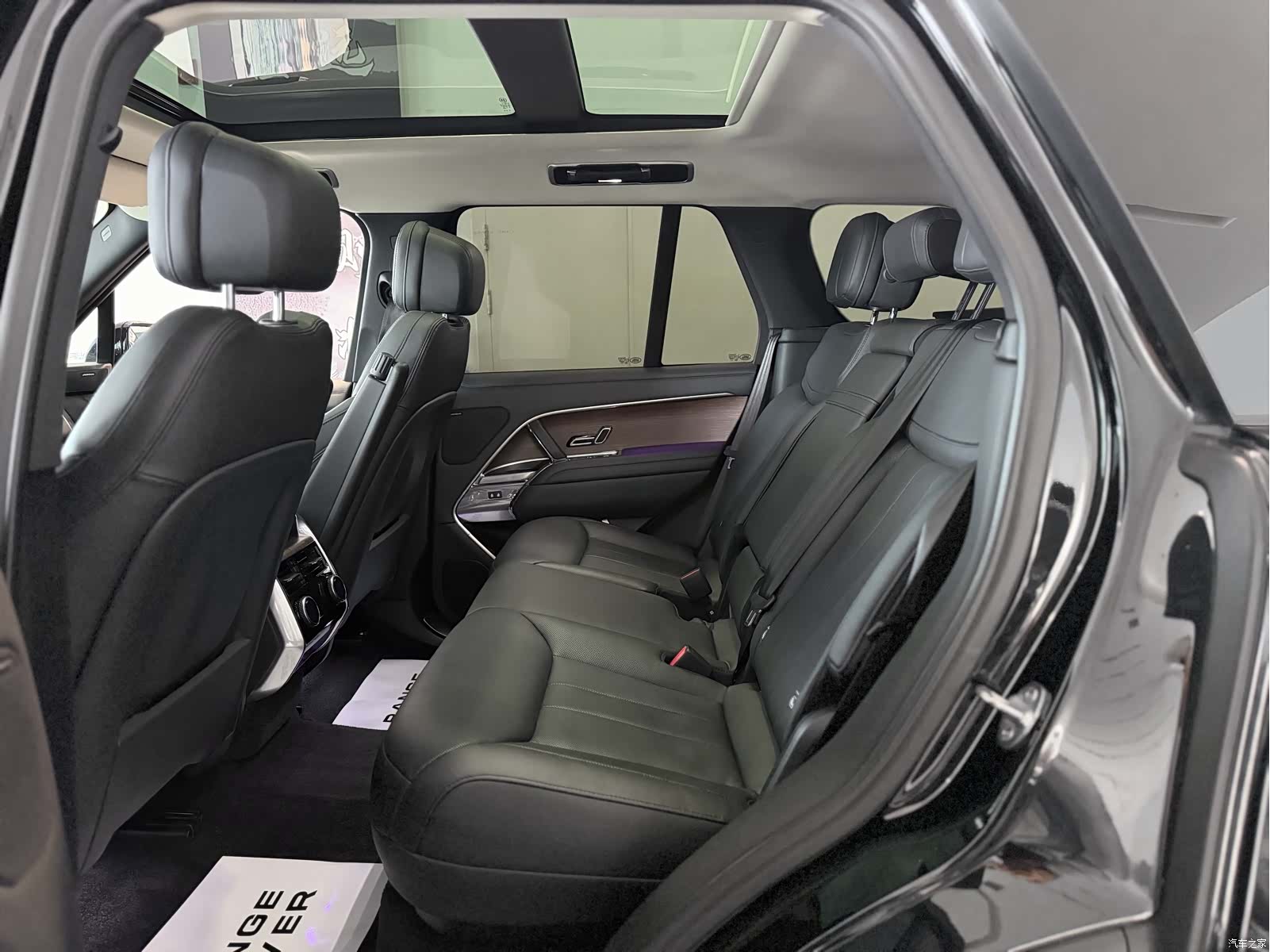 Land Rover Range Rover, 2023 15