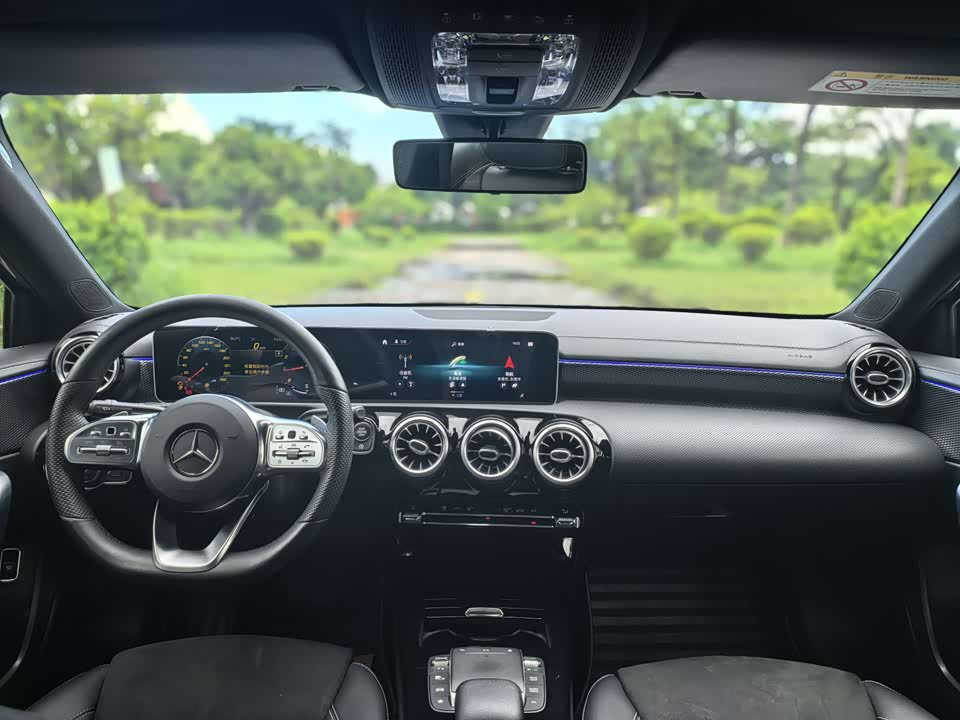 Mercedes-Benz Class A Mercedes-Benz Class A