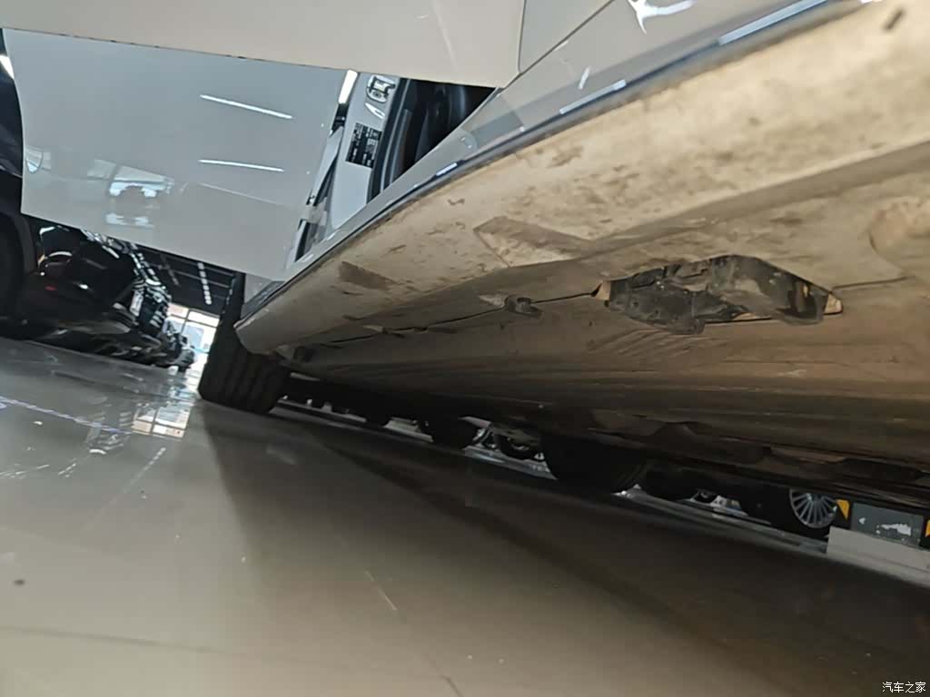 Mercedes-Benz C-Class, 2024 21