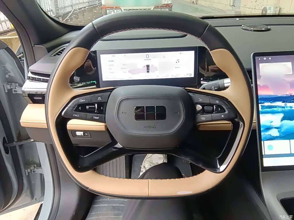 Geely Galaxy L6, 2024 11