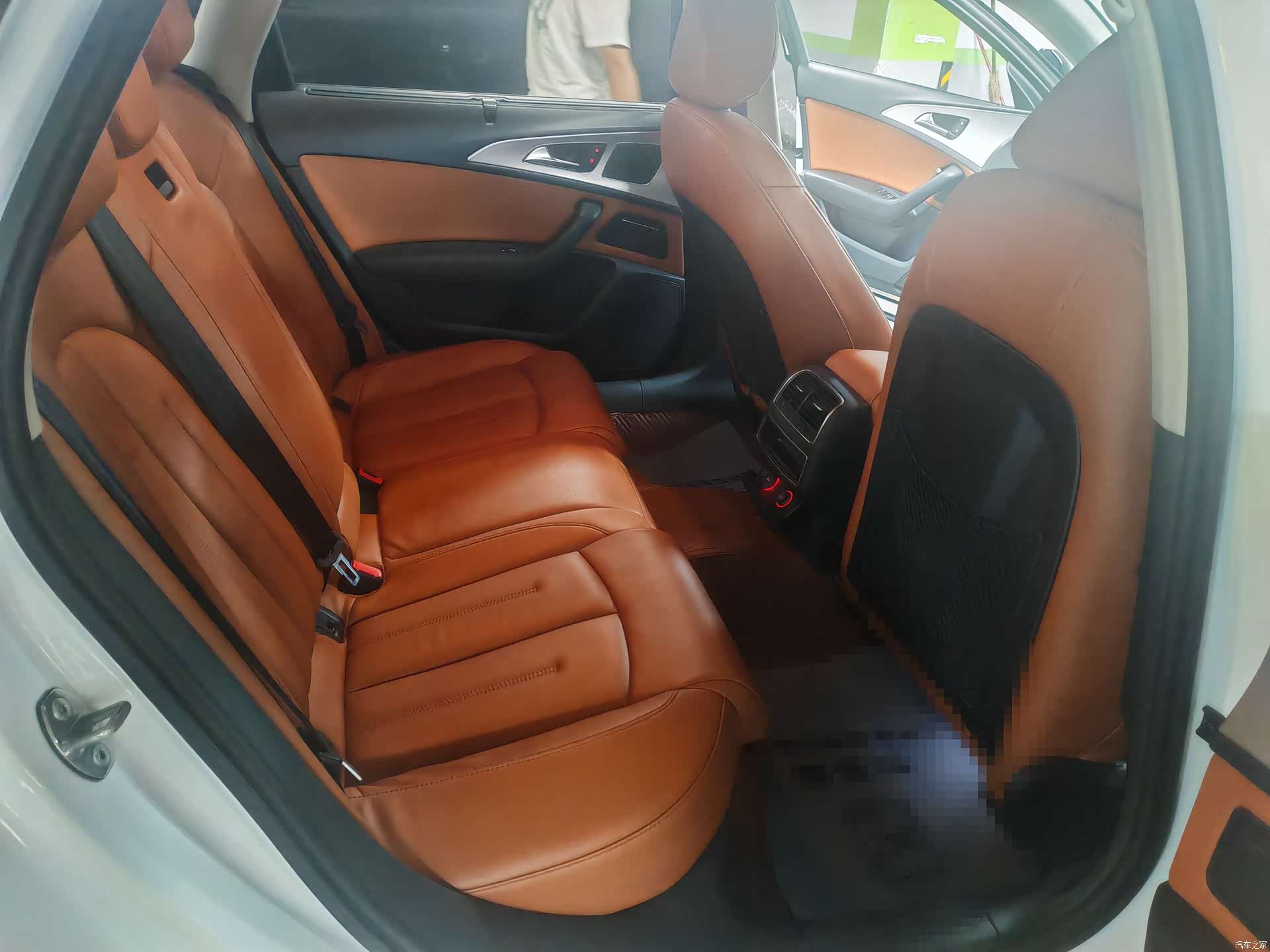 Audi A6L, 2015 8