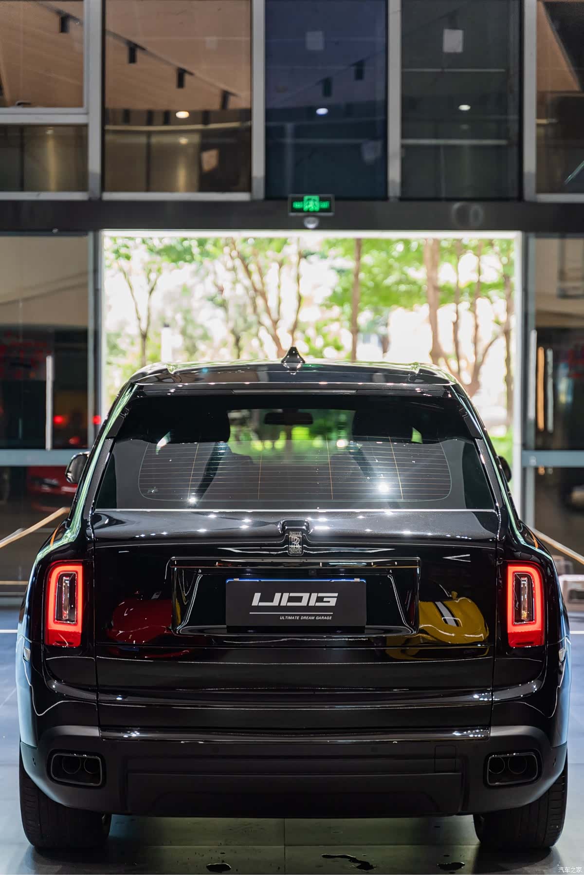Rolls-Royce Cullinan, 2022 16