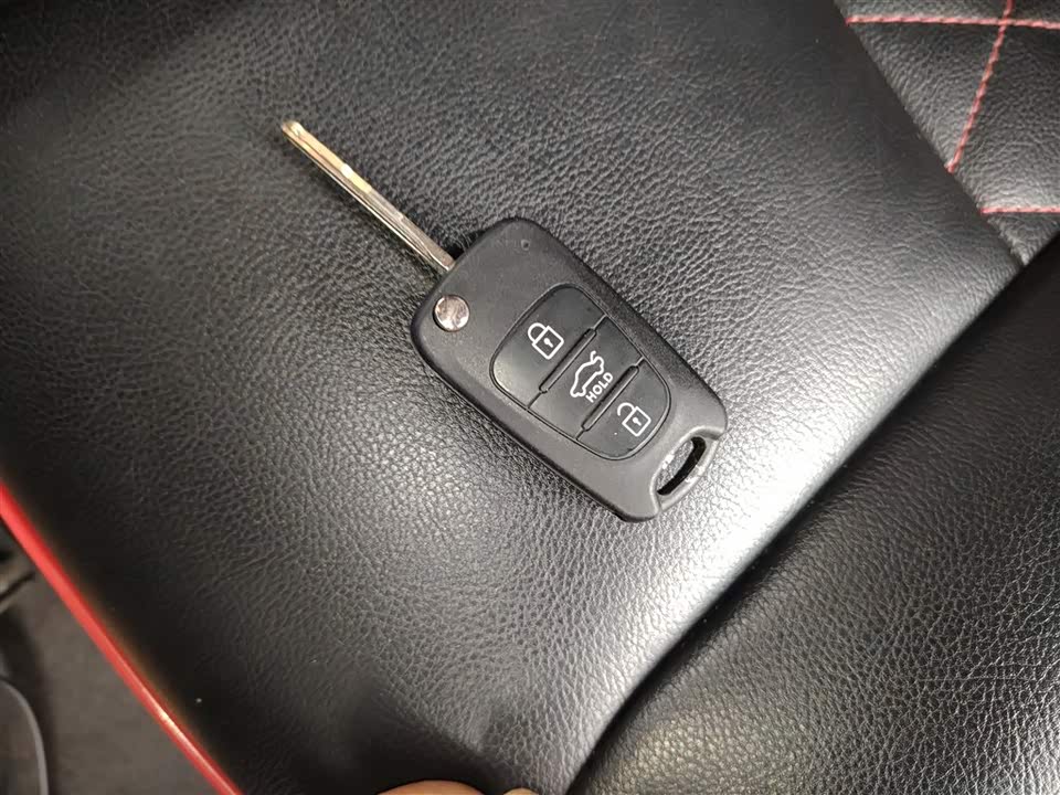 Kia K2