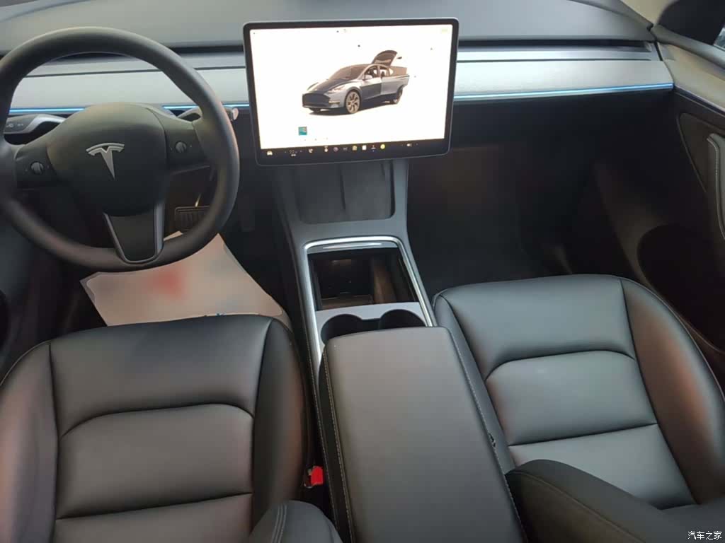 Tesla Model Y, 2024 10