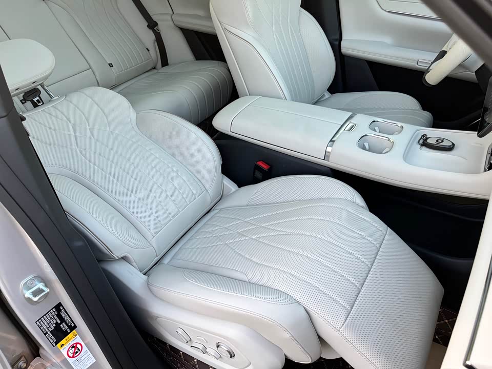Changan Q07