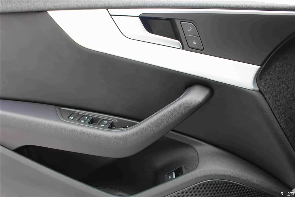 Audi A4L, 2022 7