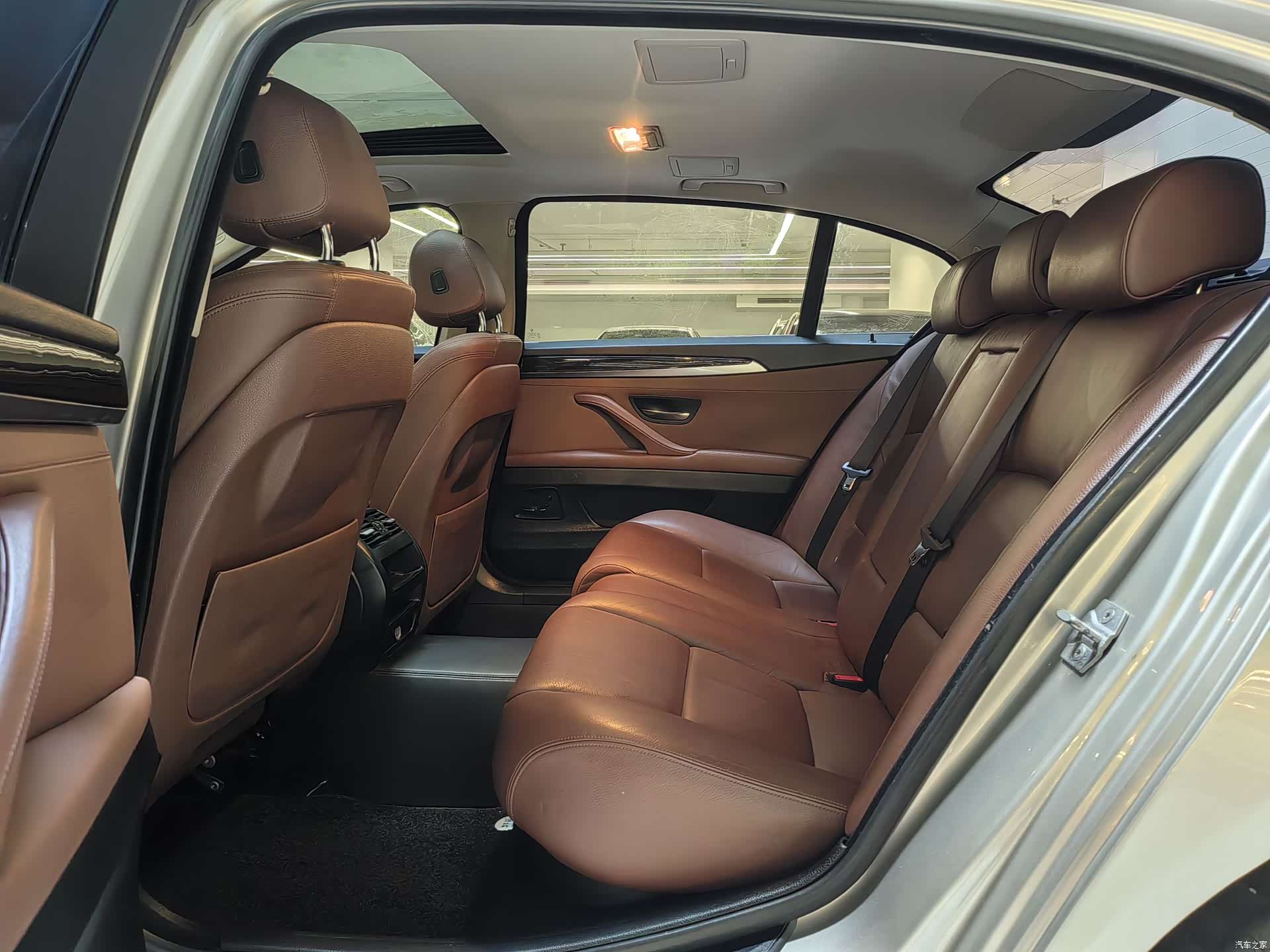 BMW 5 Series, 2017 6