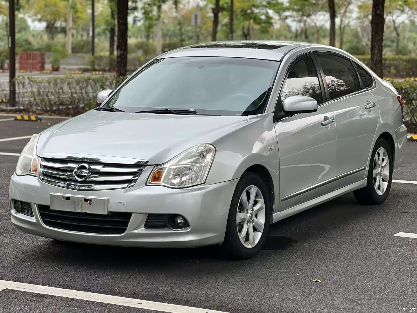 Nissan Sylphy, 2012 1