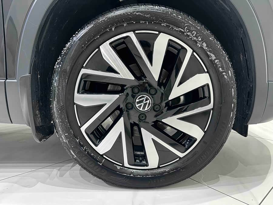 Volkswagen Tayron 2023, фото 19