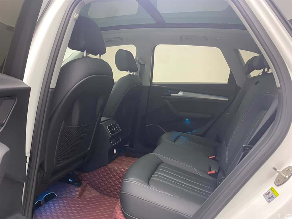Audi Q5L, 2022 20