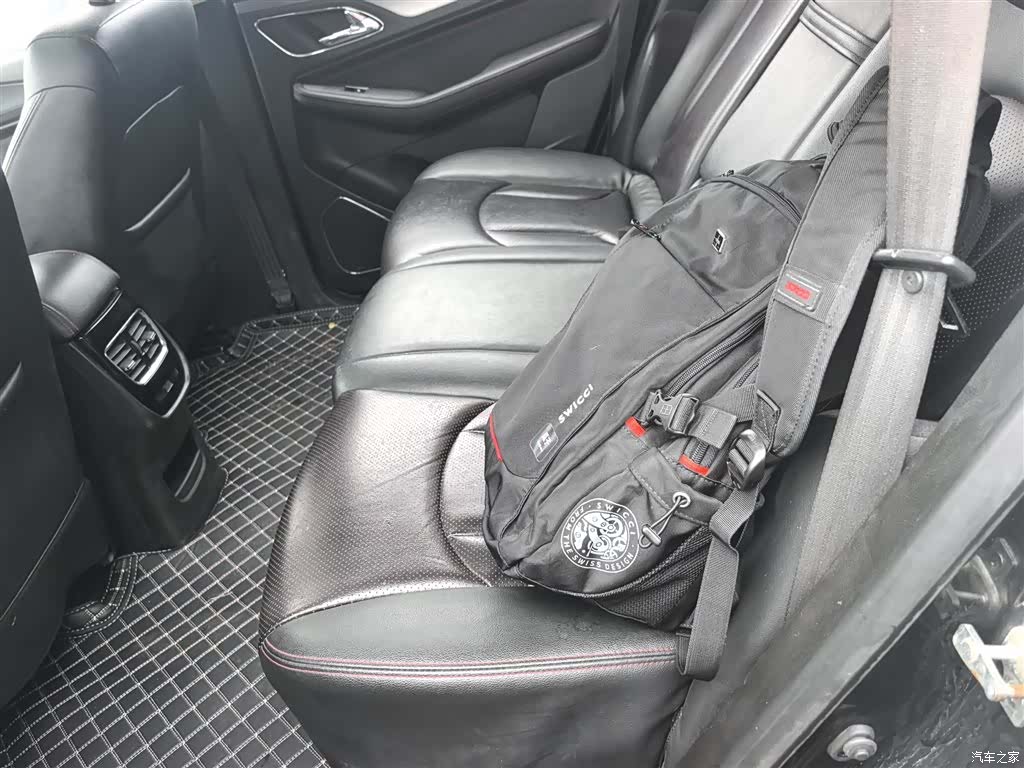 Wuling 560, 2017 17