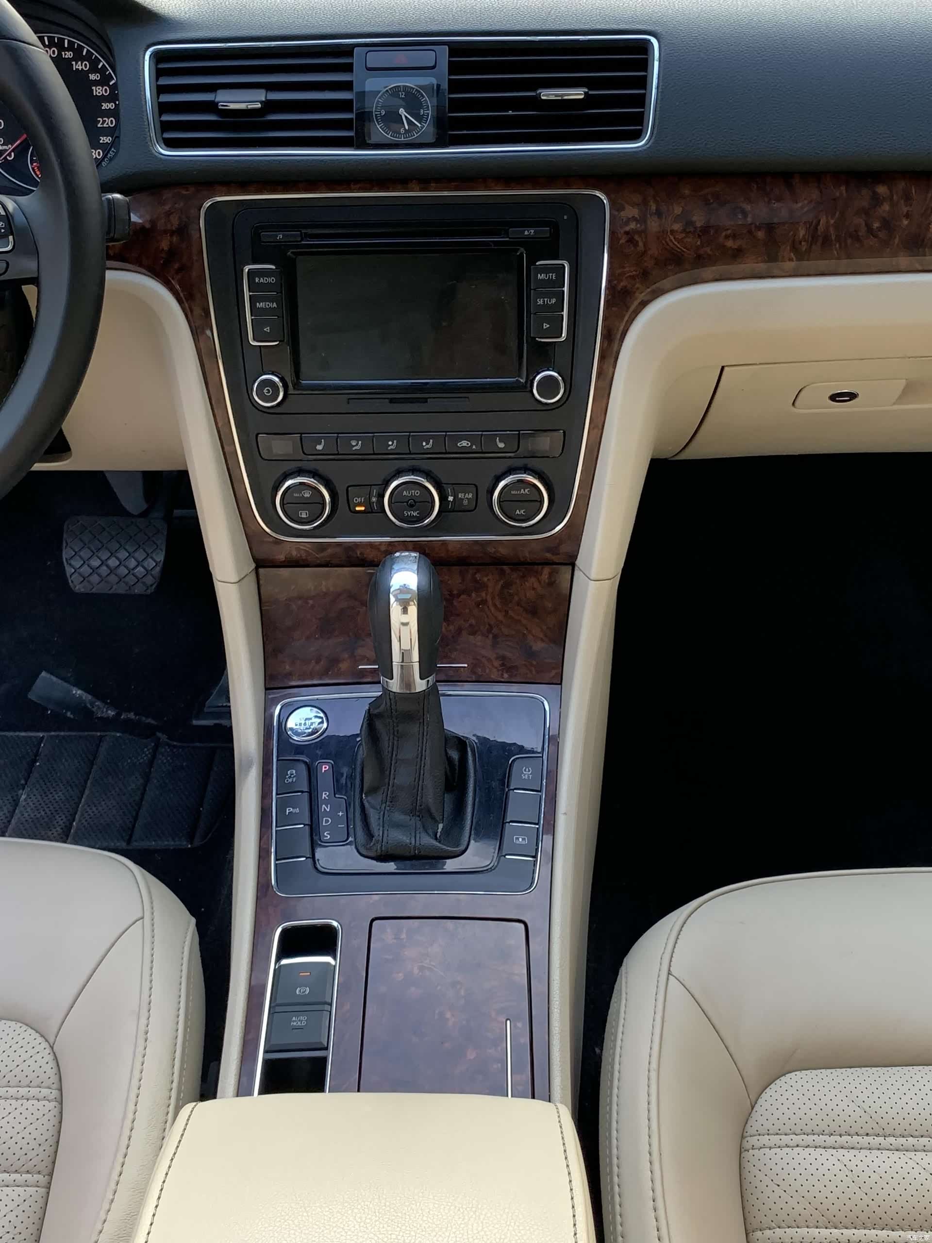Volkswagen Passat, 2013 18
