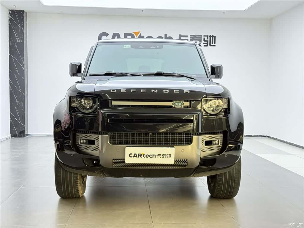 Land Rover Defender, 2021 28