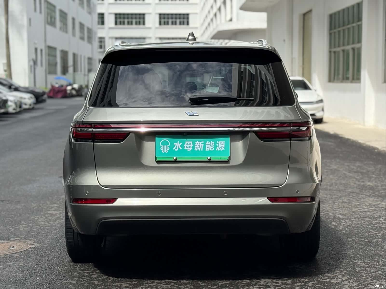 Li Auto ONE, 2022 13