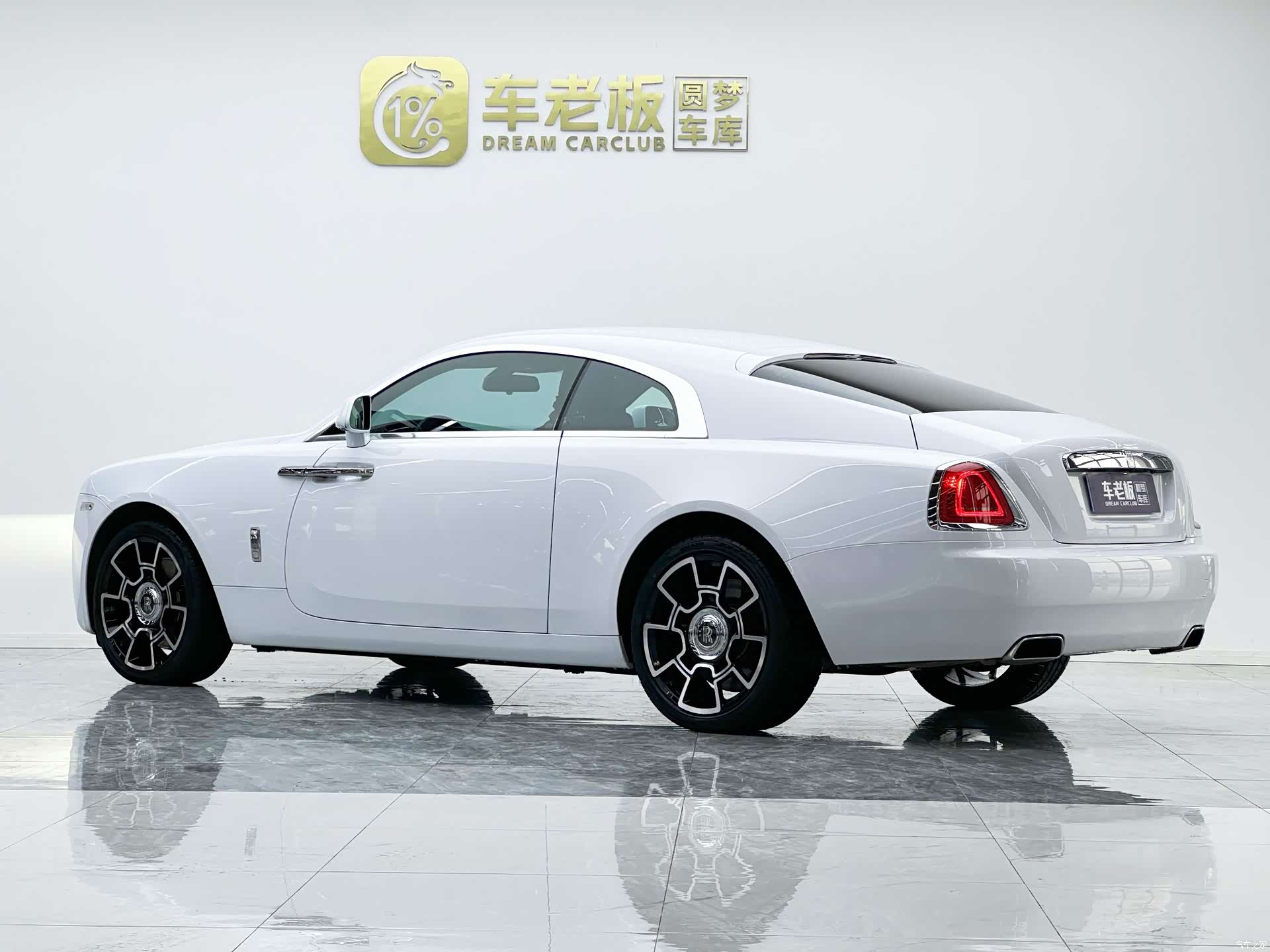 Rolls-Royce Wraith, 2016 все фото