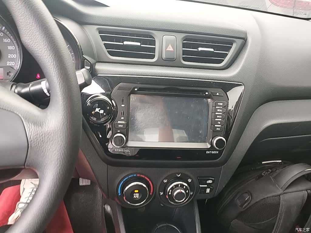 Kia K2, 2014 13