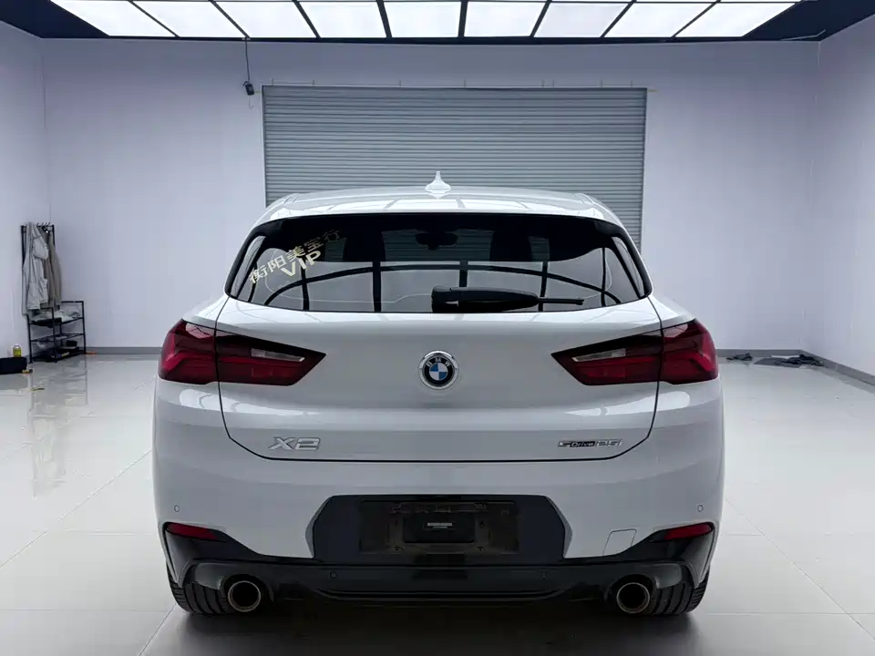 BMW X2