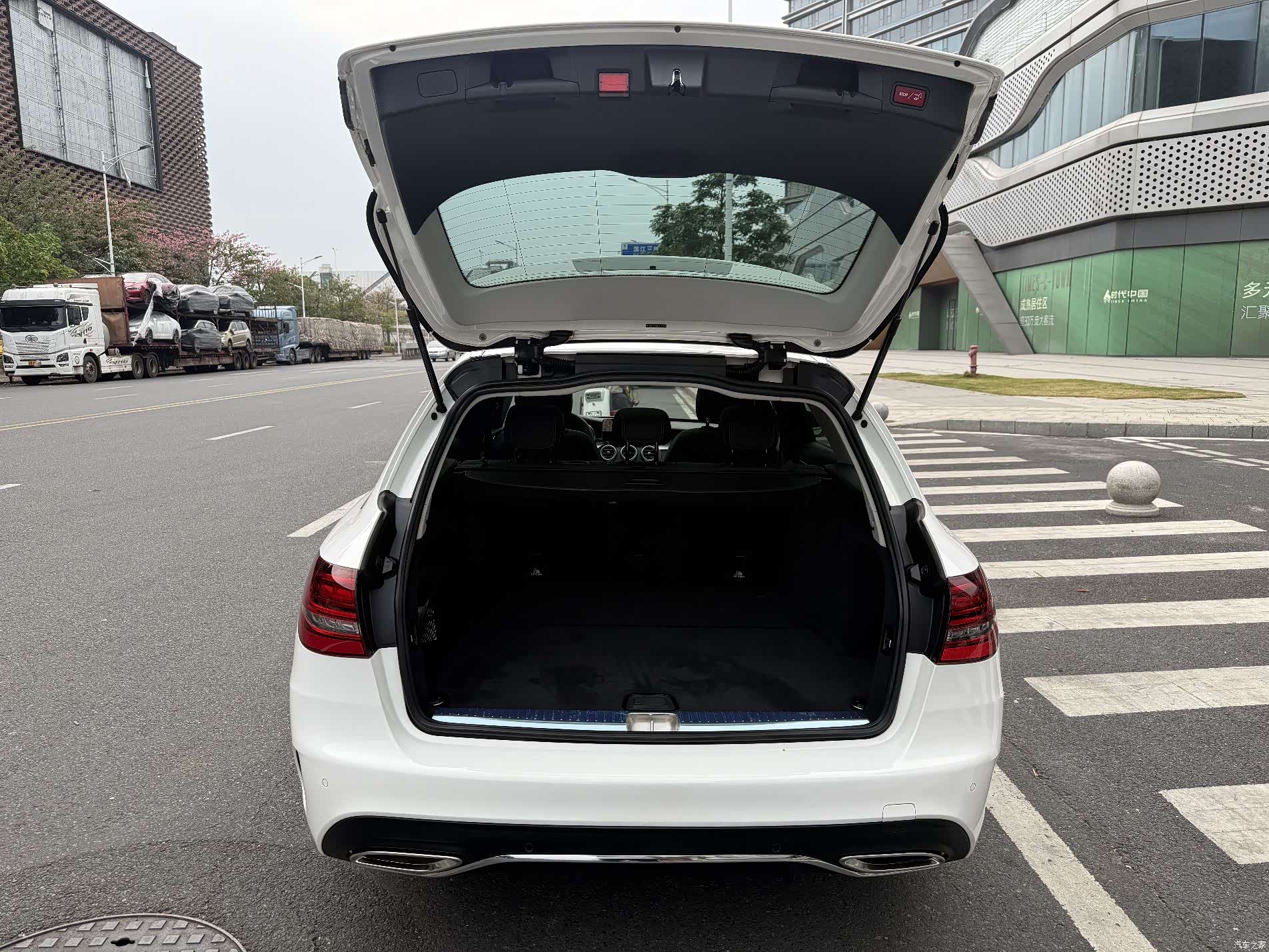 Mercedes-Benz C-Class, 2020 19