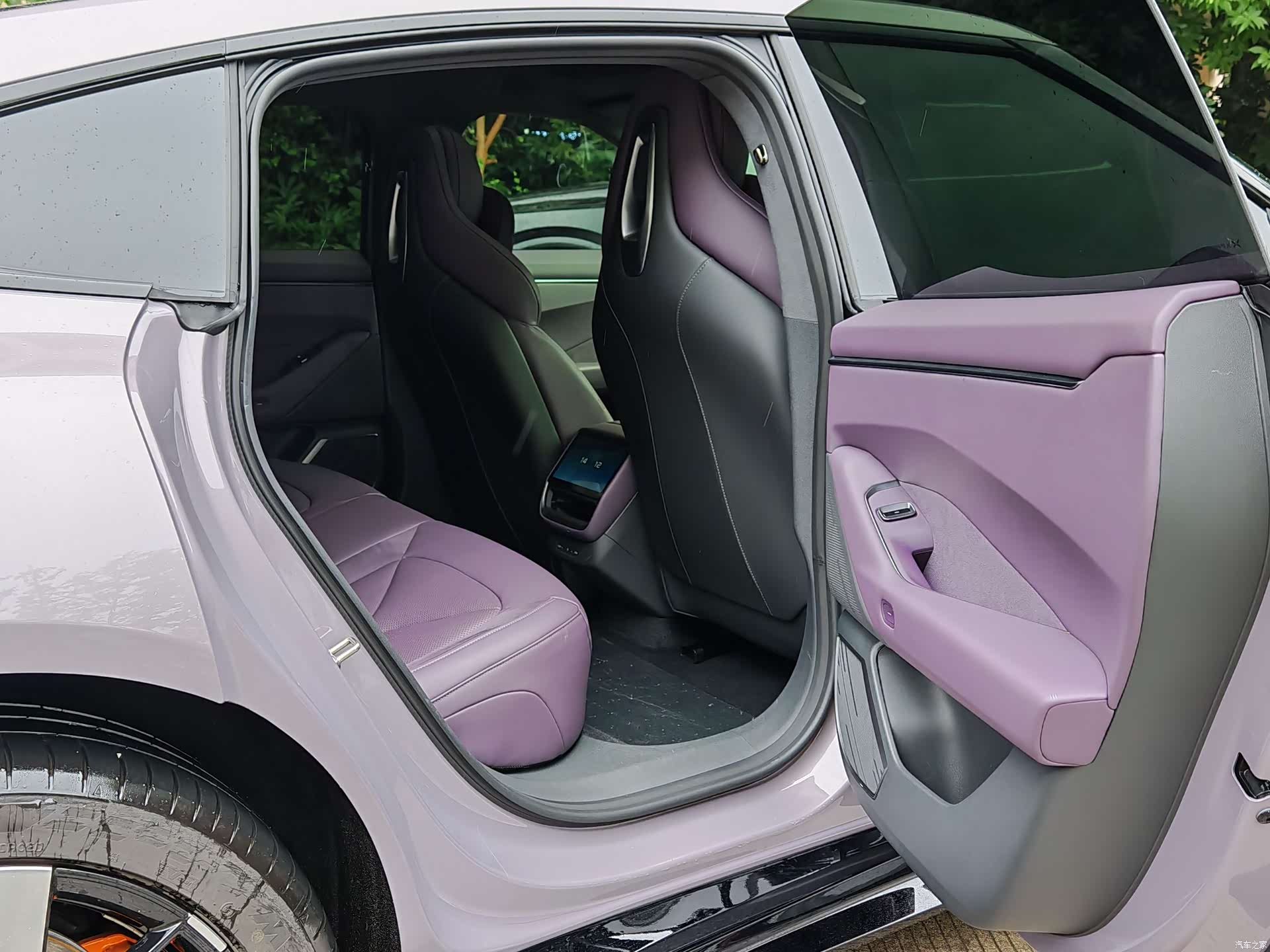Xpeng P7, 2025 7