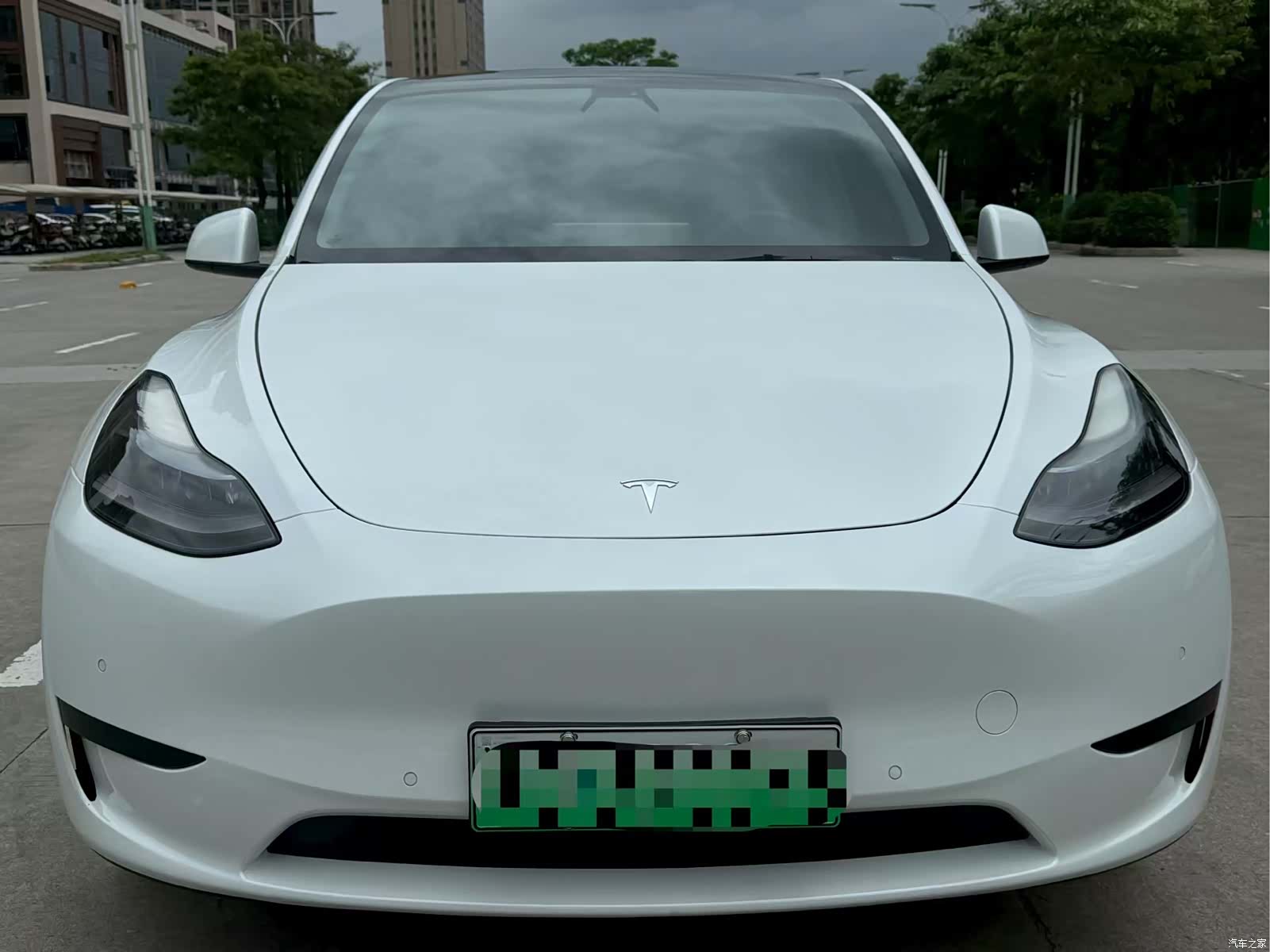 Tesla Model Y, 2022 2