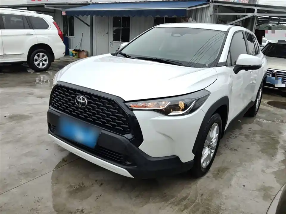 Toyota Corolla Sharp amplifier