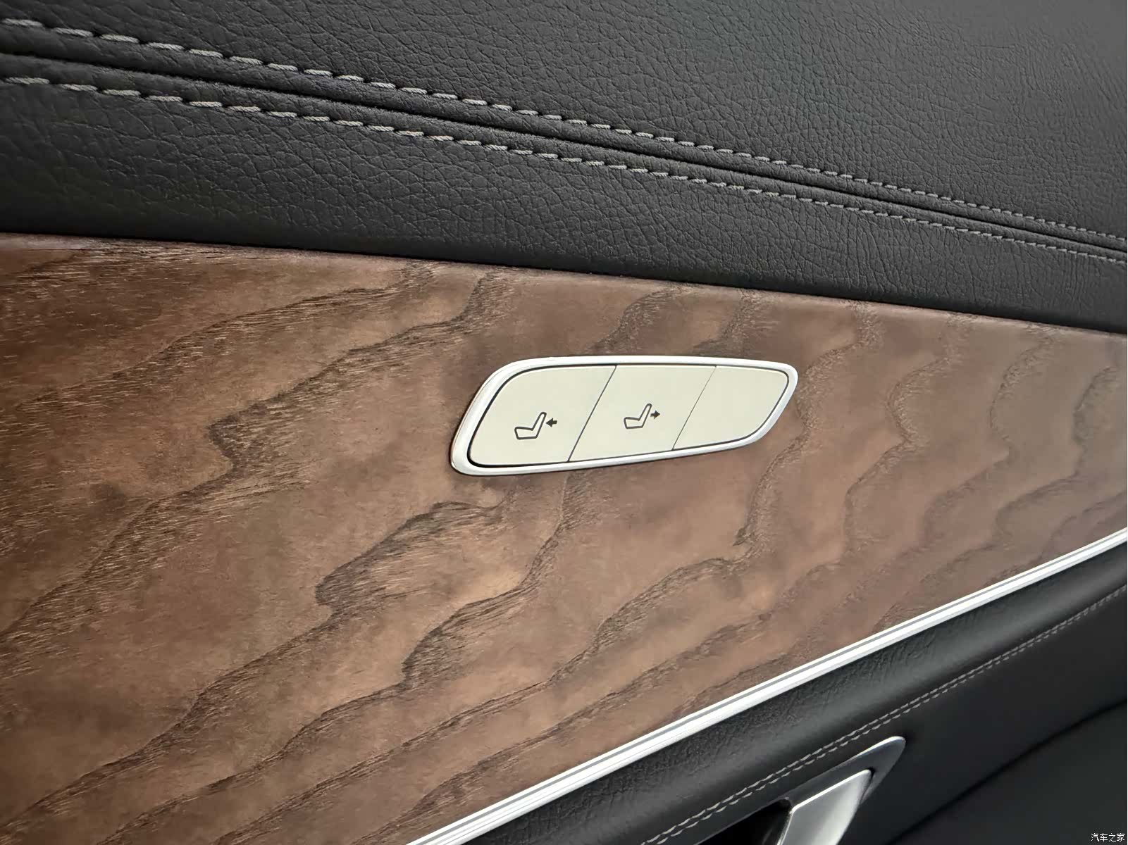 Mercedes-Benz E-Class, 2018 16