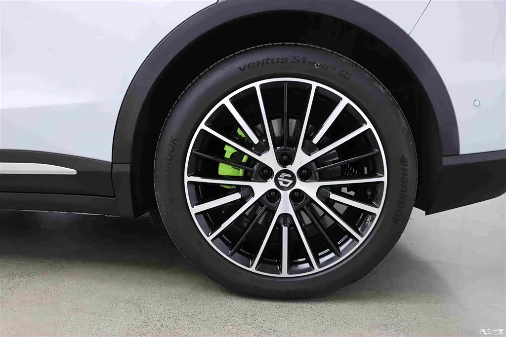 Leapmotor C11, 2025 32