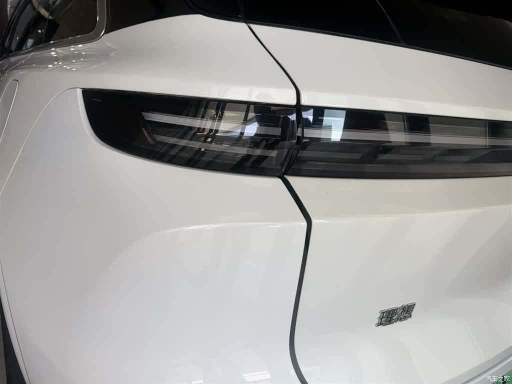 Li Auto L6, 2024 11