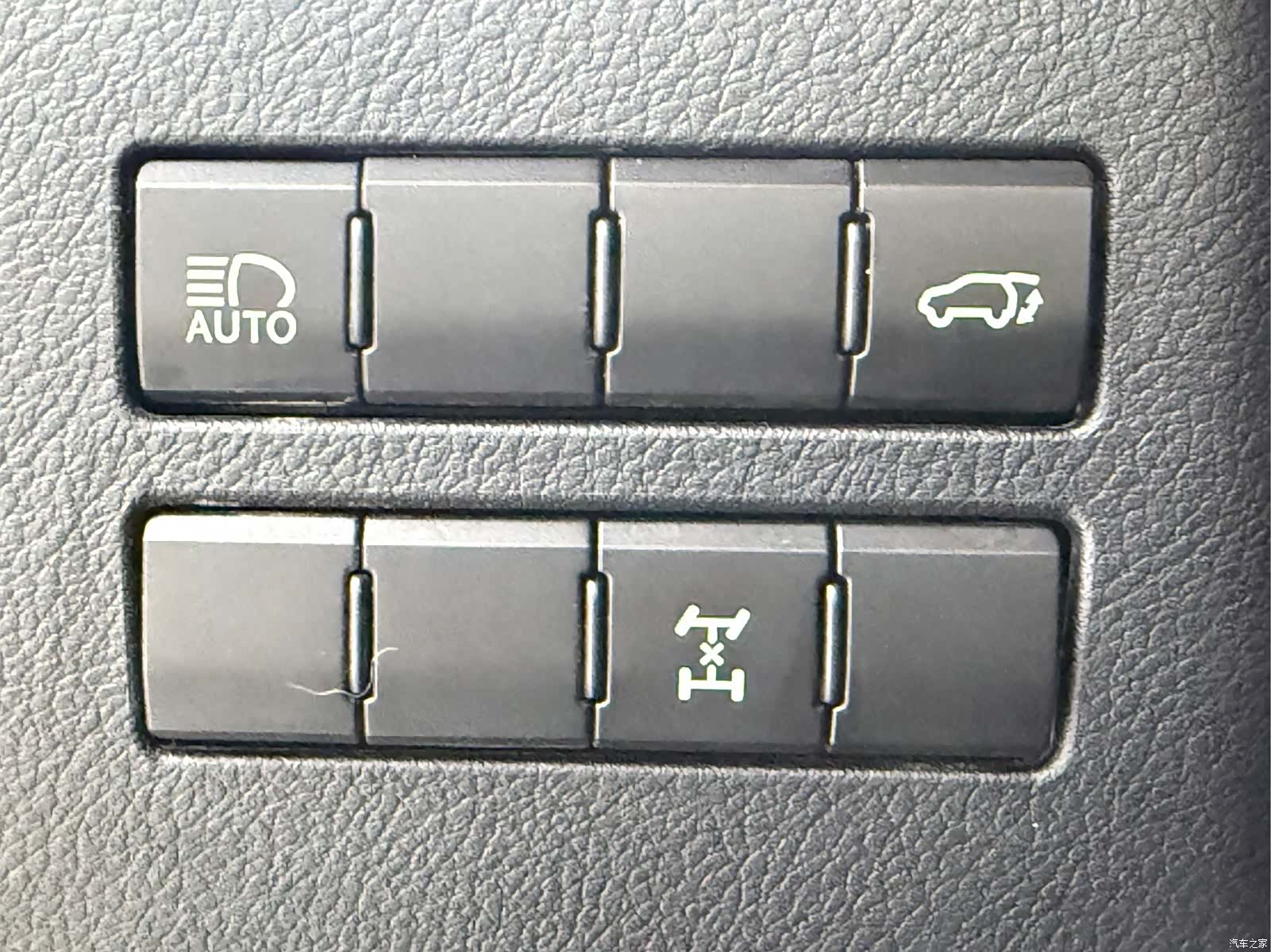 Lexus NX, 2021 14