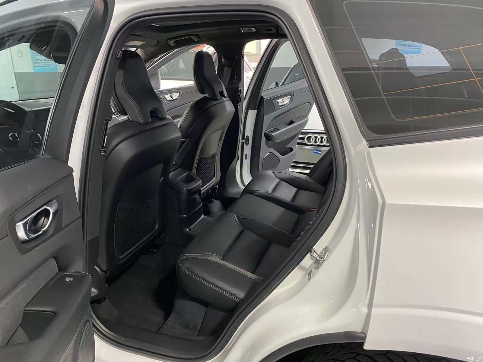 Volvo XC60, 2021 12