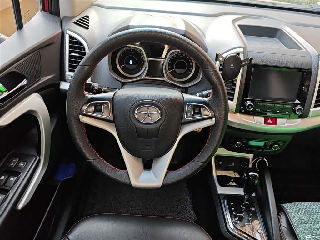 JAC S3, 2015 3