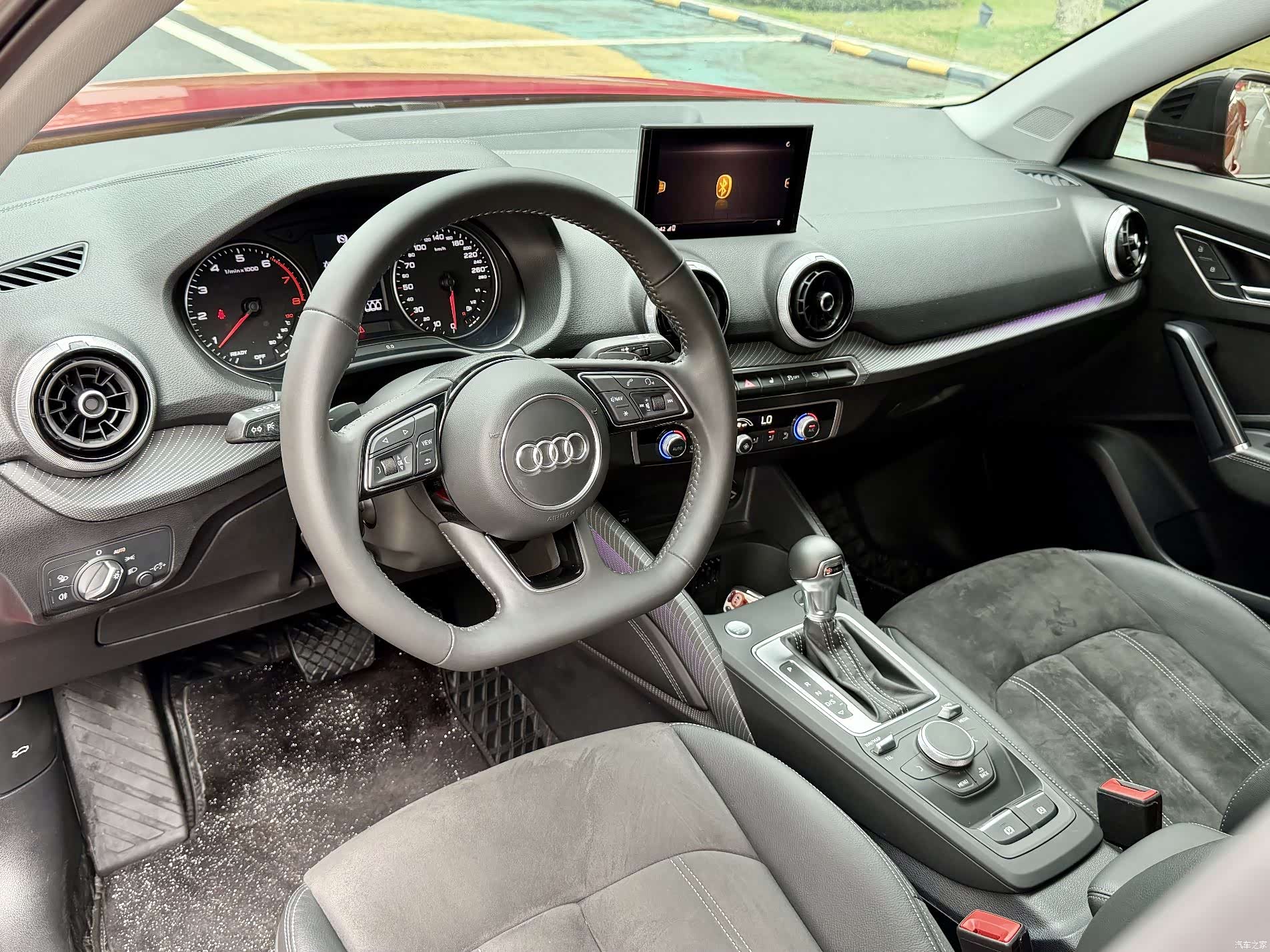 Audi Q2L, 2022 10