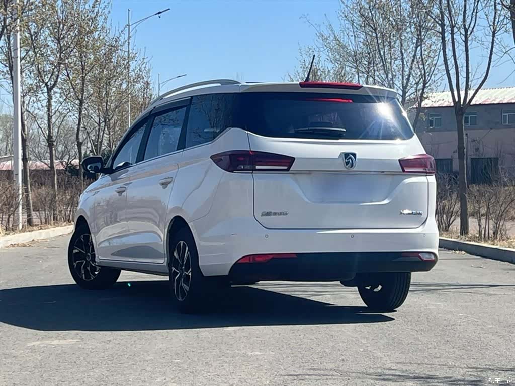 Wuling 360, 2018 8
