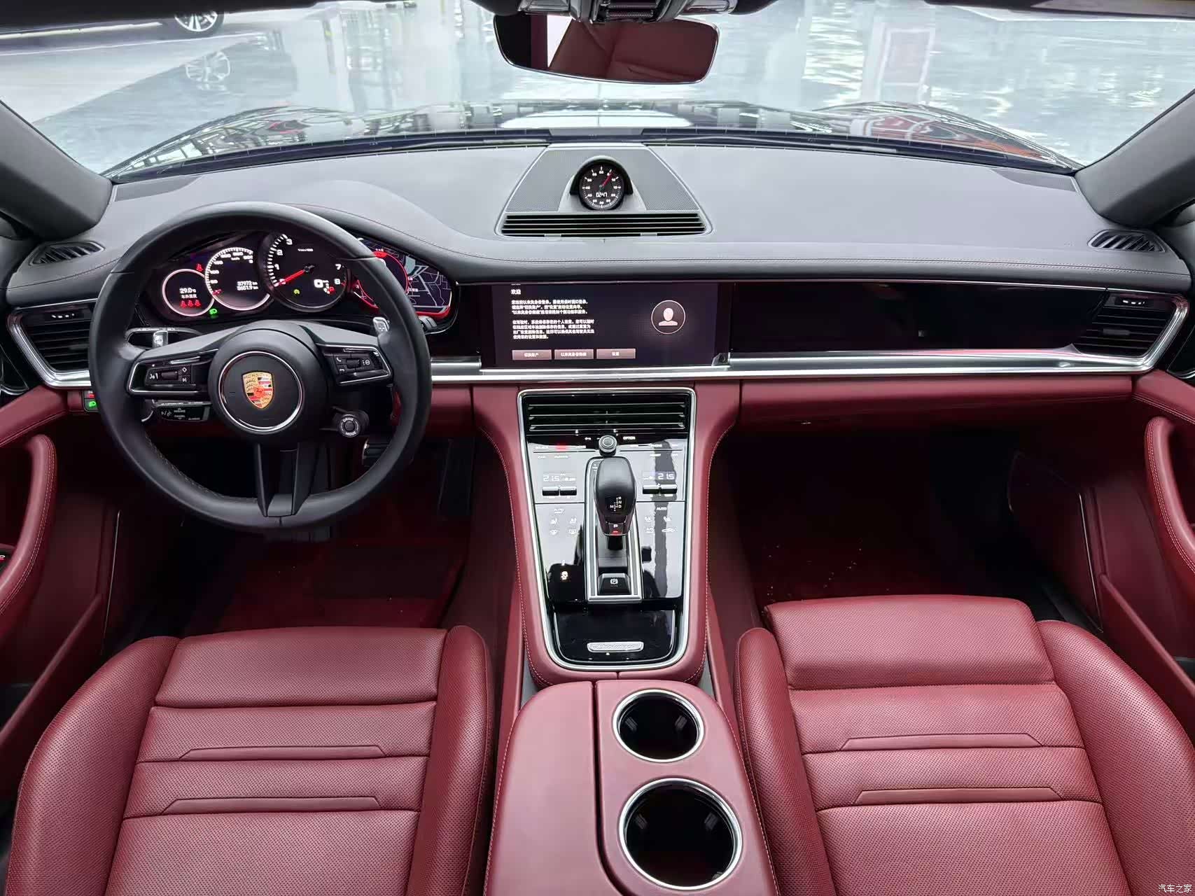 Porsche Panamera, 2022 все фото