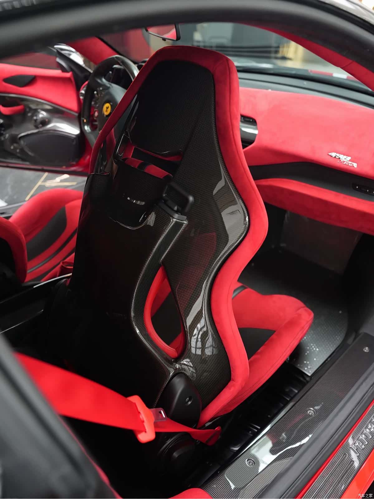 Ferrari 488, 2019 18