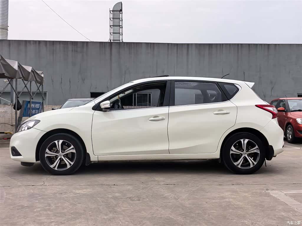 Nissan Tiida, 2017 4