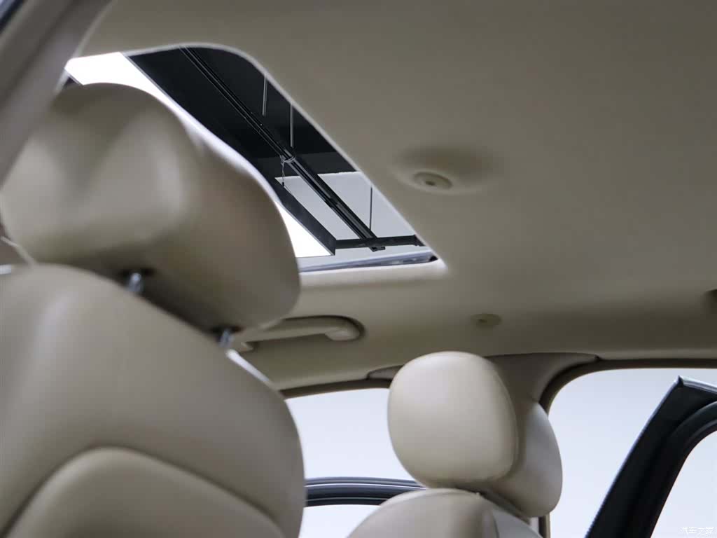 Jaguar XJ, 2005 9