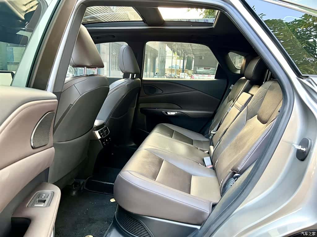 Lexus RX, 2023 все фото