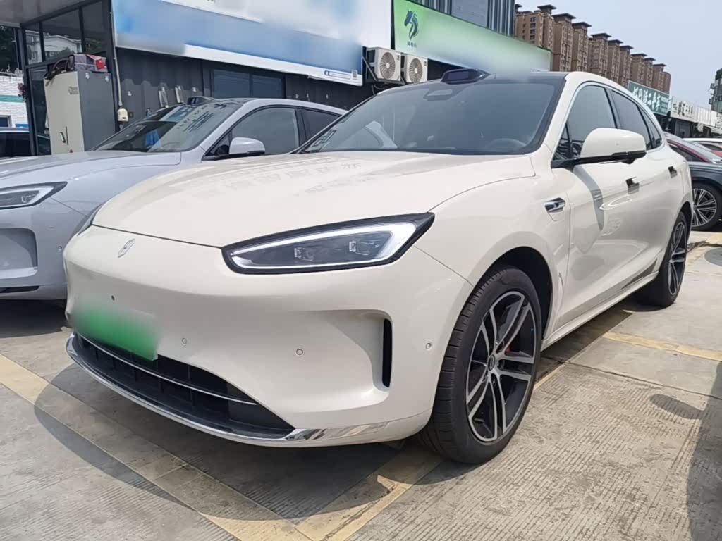 AITO M5