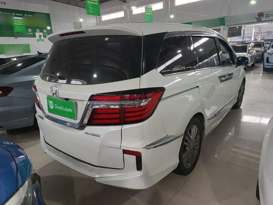 Honda Elysion 2018, фото 6