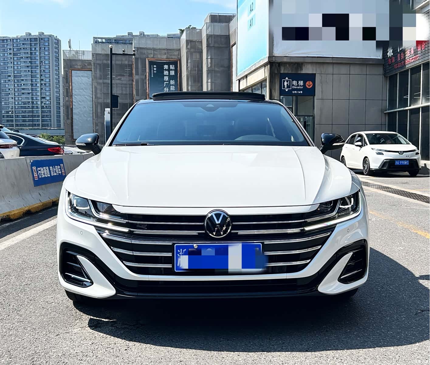 Volkswagen CC, 2025 2