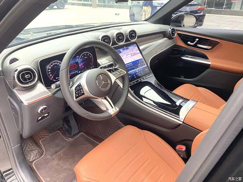 Mercedes-Benz GLC, 2023 4