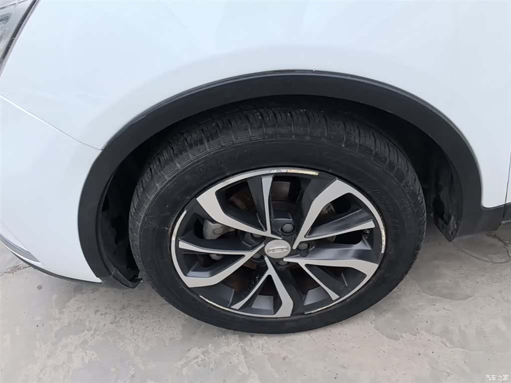Geely Emgrand, 2019 23
