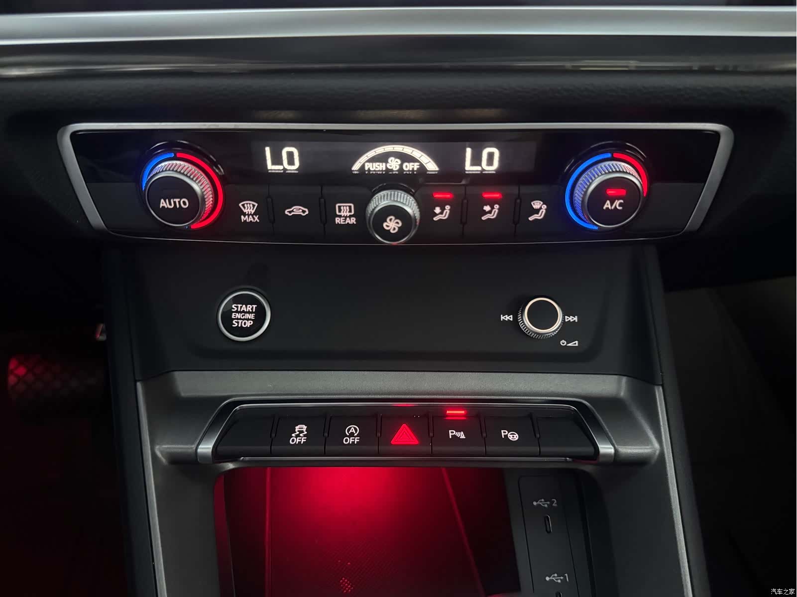 Audi Q3, 2022 10