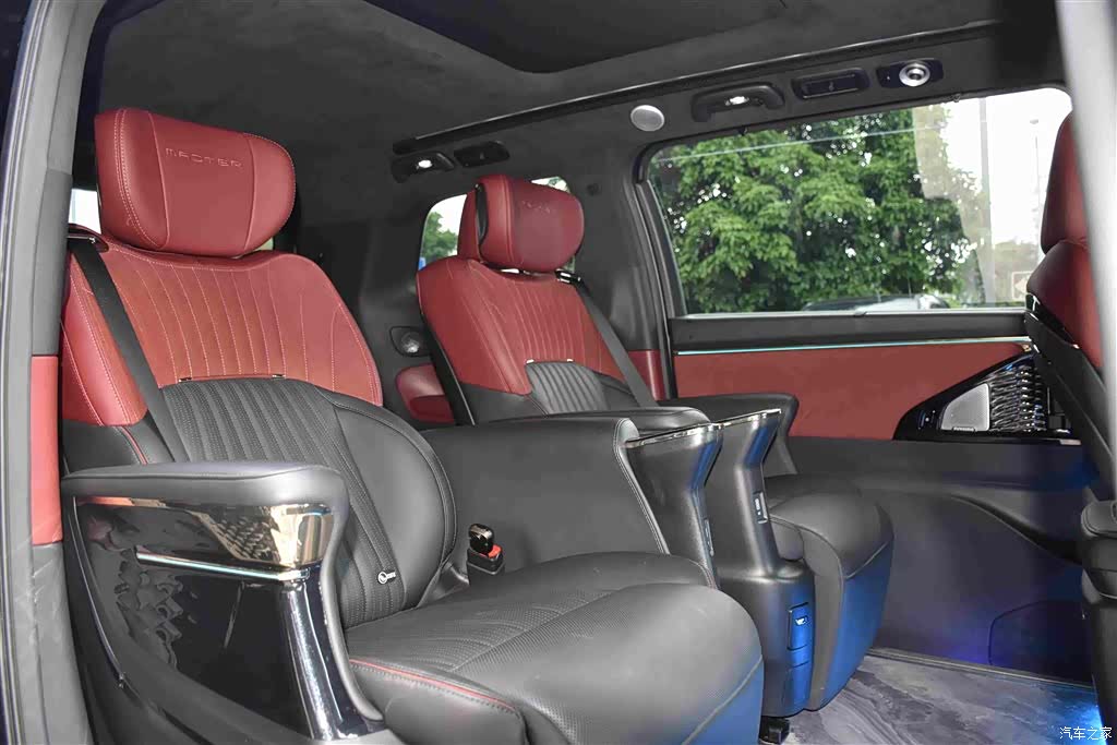 Trumpchi M8, 2025 9