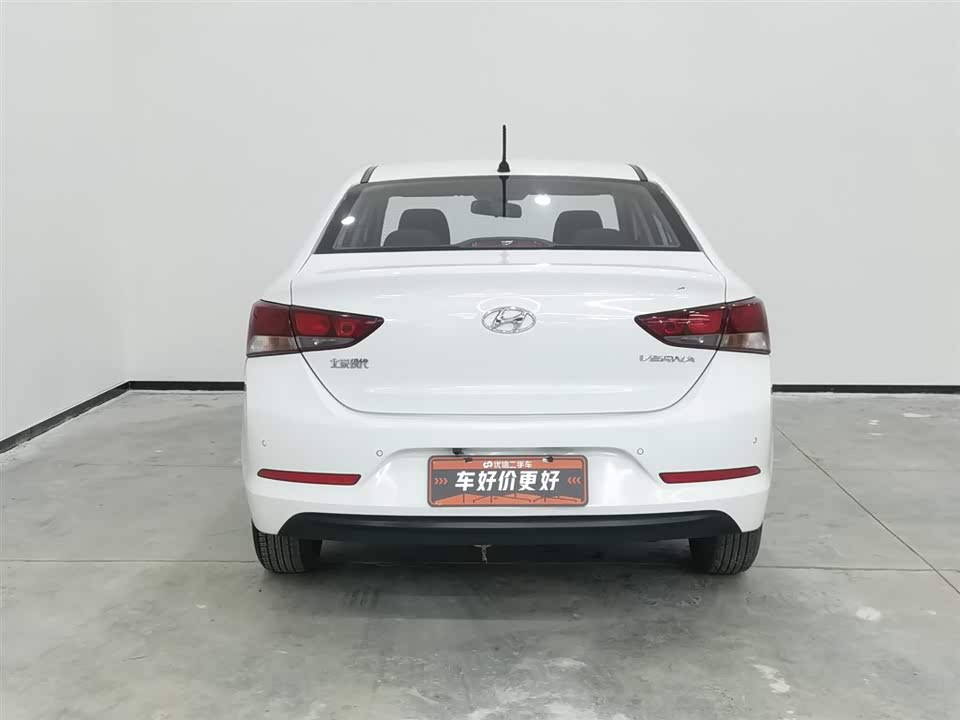 Hyundai Accept